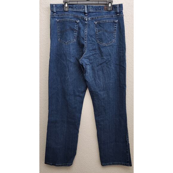 Lee Blue Relaxed Straight Leg 5 Pocket Jeans 16 Long Lightweight Soft Flat Front - Picture 3 of 6